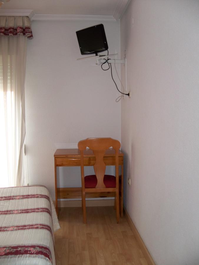 Hostal Virgen Del Villar Лагуна-де-Дуеро Екстер'єр фото