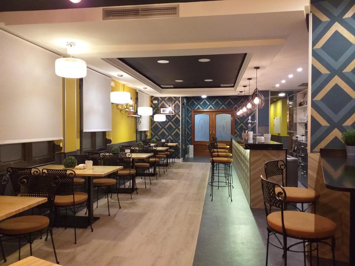 Hostal Virgen Del Villar Лагуна-де-Дуеро Екстер'єр фото