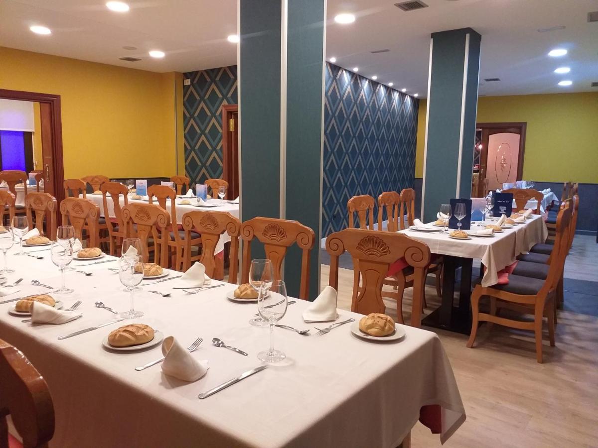 Hostal Virgen Del Villar Лагуна-де-Дуеро Екстер'єр фото